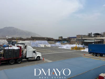 Local Industrial en Huachipa - Implementado para su pronto uso