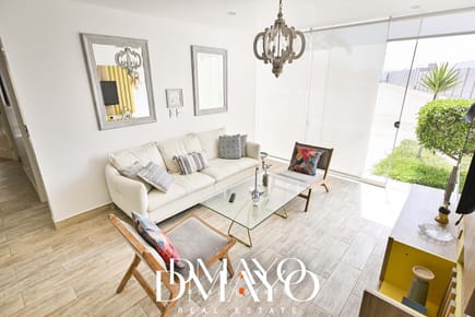 Se vende Espectacular casa de playa con acabados de lujo-Diseño moderno y 5 dormitorios