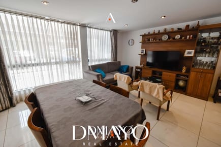AMPLIO DEPARTAMENTO 1er PISO ZONA RESIDENCIAL