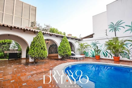 Exclusiva y Hermosa Casa en Urbanización Club Golf Los Incas - Surco, con Piscina y 5 Dormitorios