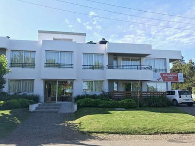 Apartamento de 2 dormitorios sobre Luis Alberto de Herrera