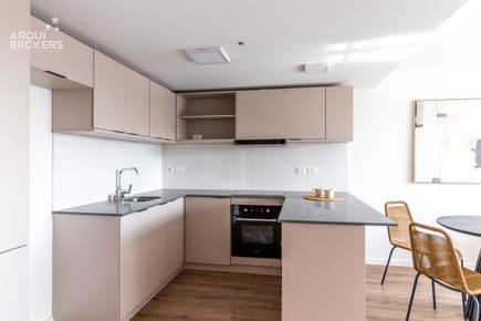 Apartamento de dos dormitorios en venta en Buceo - 213