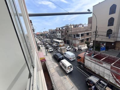 ALQUILER DEPARTAMENTO TERCER PISO 3 DORM - EN AV PIRAMIDE DEL SOL