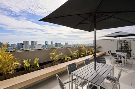 Departamento de 69.50m2  3 Dormitorios, grandes vistas   Cochera y Deposito en Santa Catalina