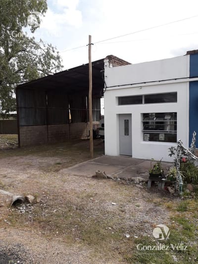 Casa-Local Comercial en Conchillas
