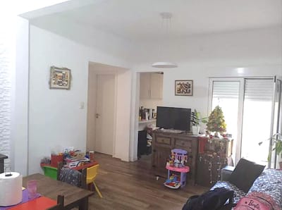 Apartamento en Venta 2 Dormitorios Patio 3 Cruces. Con renta