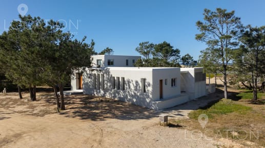 Alquiler de Casa 4 dormitorios en suite en barrio cerrado Laguna Escondida, José Ignacio