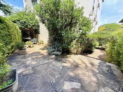 VENTA APARTAMENTO PUNTA CARRETAS 3 DORMITORIOS GARAGE PATIO