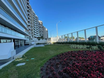 ¡Exclusivo Campiglia en Rambla de Malvín! 3 Dormitorios  con Vista Panorámica a la rambla.