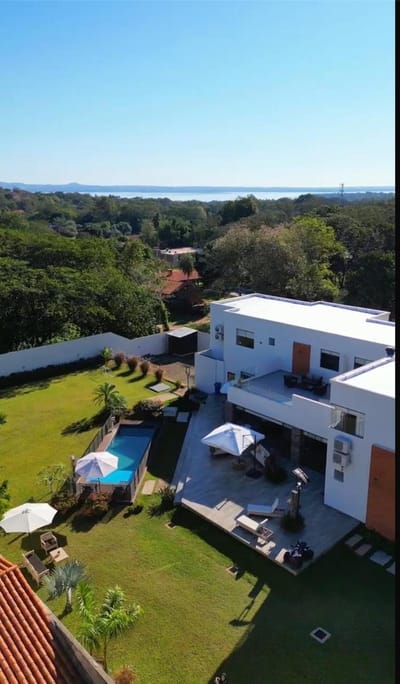 VENTA Preciosa casa en San Bernardino!
