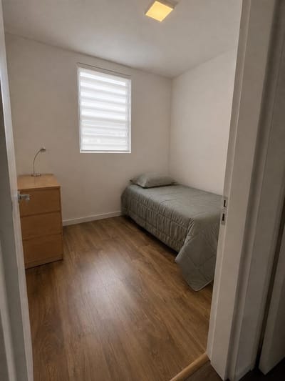 VENDO apartamento 2 DORMITORIOS, A CUADRAS DE 18 DE JULIO CON RENTA / OPORTUNIDAD INVERSORES Cordón.