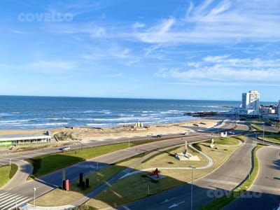 Departamento en venta y alquiler 3 dormitorios Playa Brava