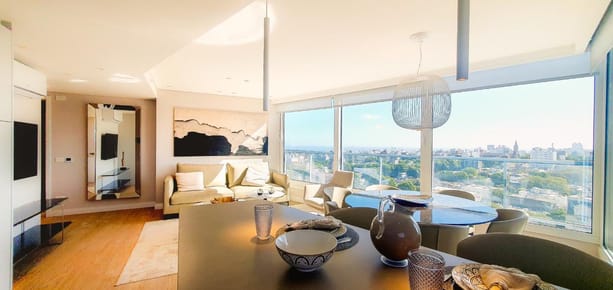 Venta De Apartamento En JOY Montevideo, 2 Dormitorios, 2 Baños. Variedad De Amenities