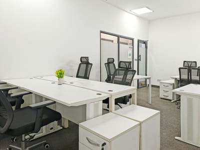 Oficina privada en alquiler – Open Office Lima, Torre Pandero en Lima