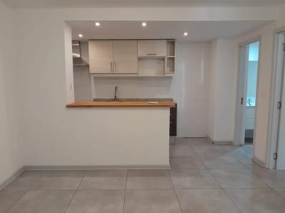 Venta De Apartamento En Palermo, 1 Dormitorio, A 200m del Mar C/Barbacoa