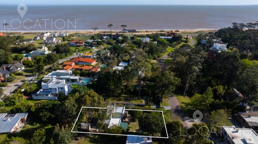 Casa en Alquiler media cuadra de la playa