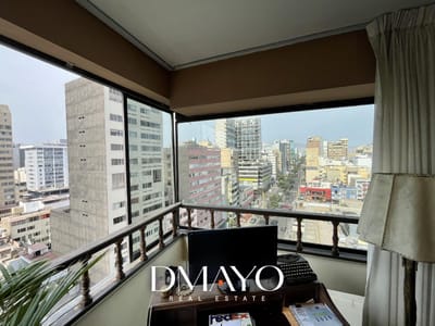 Venta departamento en Miraflores 3 Dormitorios - Buen estado - Cocheras en edificio tipo abonado
