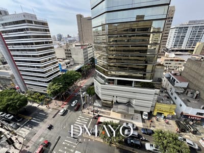 Venta departamento en Miraflores 138m2 - Zonificación CM - Cocheras abonado en edificio.