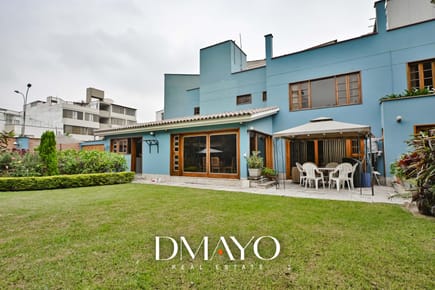 SE VENDE EN EL POLO - Casa 610.72 m2 de Terreno, remodelada, buenos acabados, calle cerrada