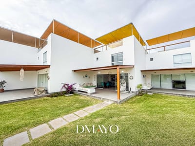 Venta Casa de Playa en Kalani | 4 Dorm | 2 Pisos   cochera