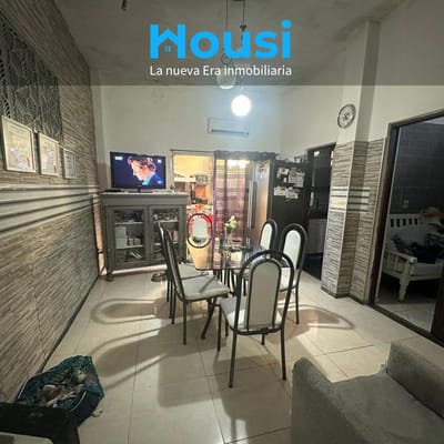 Casa en venta, 3 dormitorios, cochera o monoambiente y parrillero, Belvedere.
