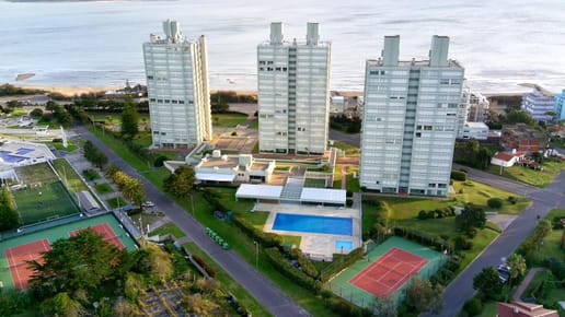 Alquiler temporal apartamento 3 dormitorios Mansa Punta del Este
