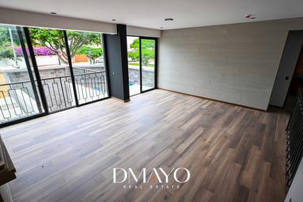 Exclusivo departamento de estreno ubicado en zona privilegiada de San Isidro, en calle cerrada.