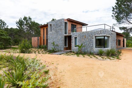 Venta y alquiler casa 4 dormitorios en barrio cerrado Laguna Escondida, José Ignacio