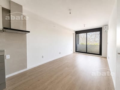 Venta apartamento 1 Dormitorio en La Comercial 