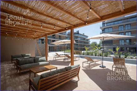 Apartamento penthouse de tres dormitorios en venta en Barra de Carrasco - 701