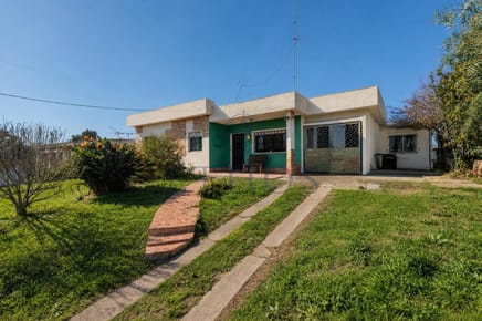 Venta Casa Nuevo Paris 3 dormitorios, garaje