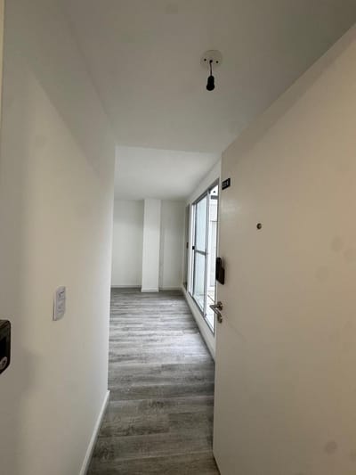 Apartamento de apartamento de 1 dormitorio | con patio y excelente zona. Aguada.