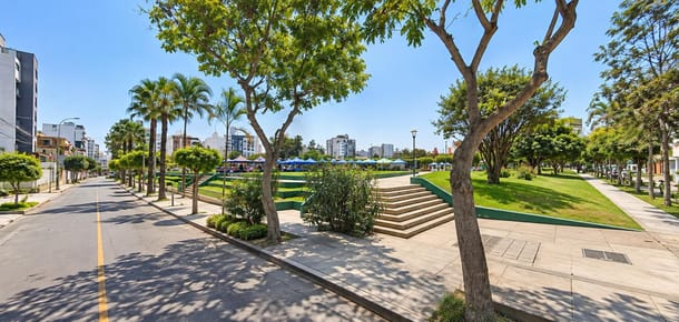 Departamento de estreno con balcón de 2 dormitorios en Surquillo – 59 m²