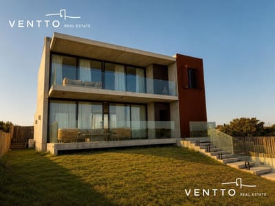Exclusiva Casa en Primera Línea de La Juanita