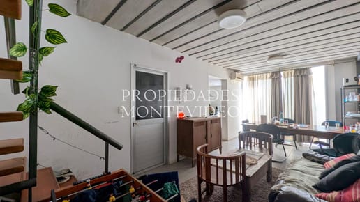 Casa 3 dormitorios en venta con patio y garaje- Barrio Sur: