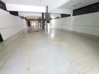 21 de setiembre proximo Ellauri , 8 mts de frente, 219 m2 !!