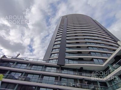 Apartamento de 3 dormitorios en venta en Buceo 2604