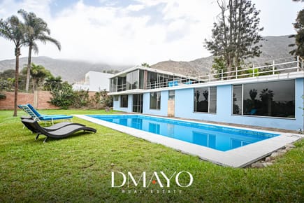 OPORTUNIDAD CASA EN VENTA CON ALTO POTENCIAL 4 DORM PISCINA 3 COCHERAS 1145m² GRAN JARDIN