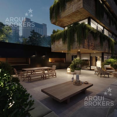 Apartamento penthouse de tres  dormitorios y servicio en venta en Punta Carretas - 1001