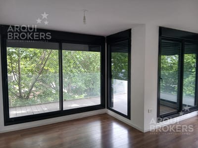 Apartamento penthouse dos dormitorios en alquiler con garaje opcional en Barrio Sur - 1001