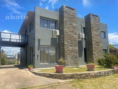 Venta de 2 Casas en Punta del Diablo