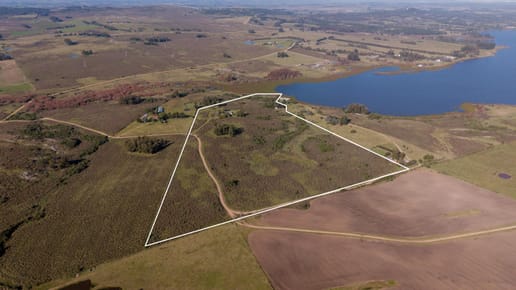 Chacra de 23 Ha en venta sobre Laguna del Sauce Punta del Este con costa y vistas únicas
