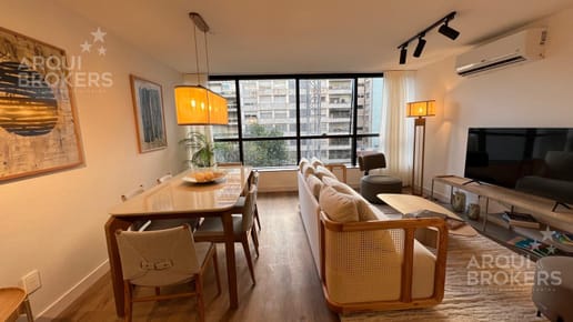 Apartamento  de dos dormitorios en venta en Pocitos - 603