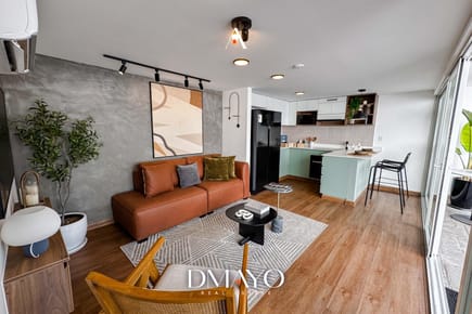 Depa en venta de 2 dormitorios más estudio ubicado en el corazón de Miraflores cerca a Larcomar