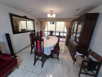 ¡Tu Nuevo Hogar en Surco! Casa de 3 Pisos con Terraza y Zona de Parrilla