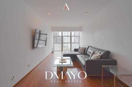 Duplex en venta, Av. Miguel Grau, Miraflores, con estacionamiento y deposito.