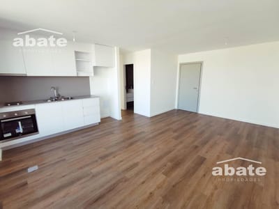 ¡A estrenar! 2 dormitorios con amplio patio, excelente ubicación