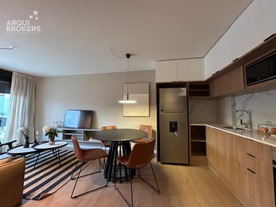 Apartamento de dos dormitorios en venta en Buceo - 504