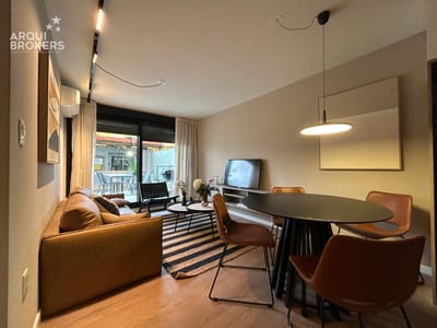 Apartamento de dos dormitorios en venta en Buceo - 003
