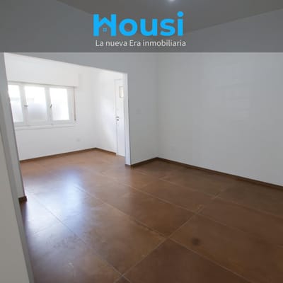 Alquiler Apartamento 2 dormitorios bajos gastos comunes, a pasos del shopping en Punta Carretas